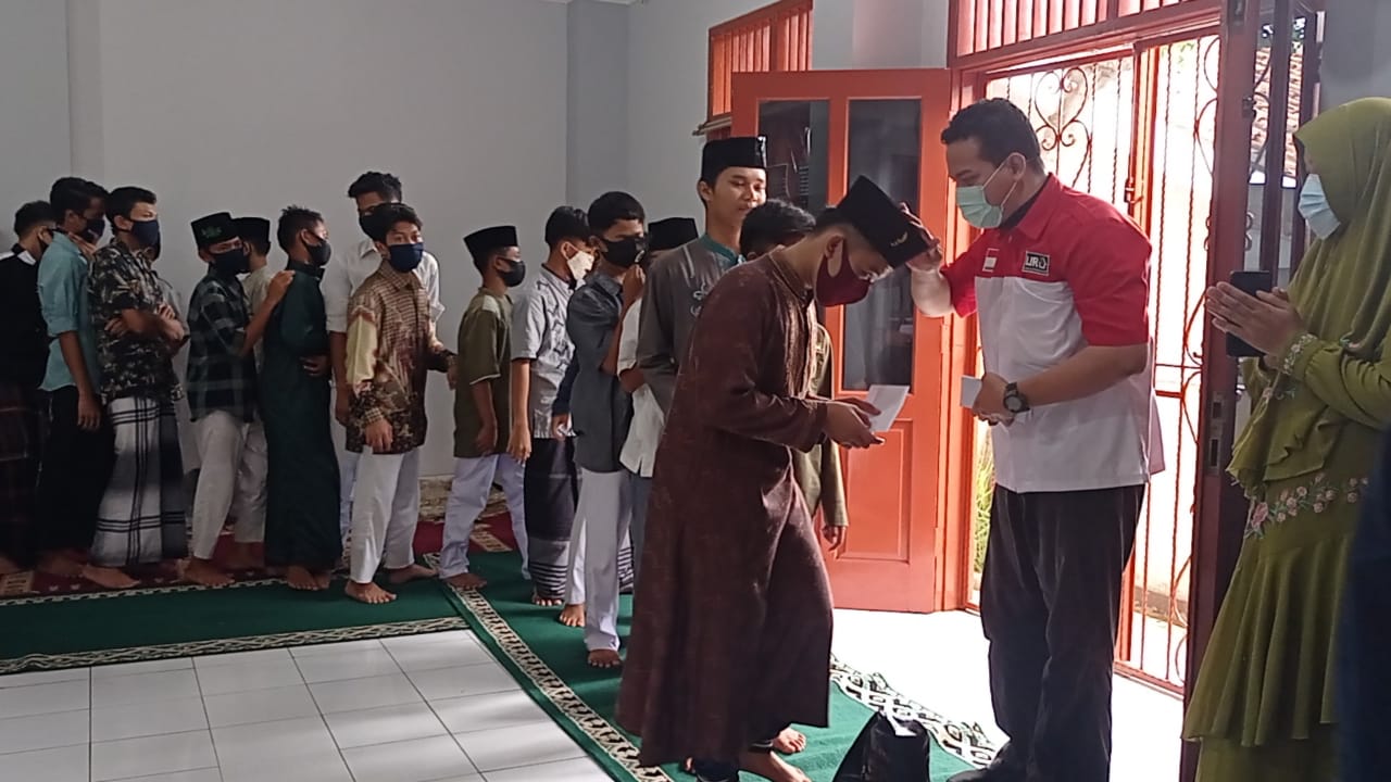 Memberi Kail Pancing Perubahan Sosial