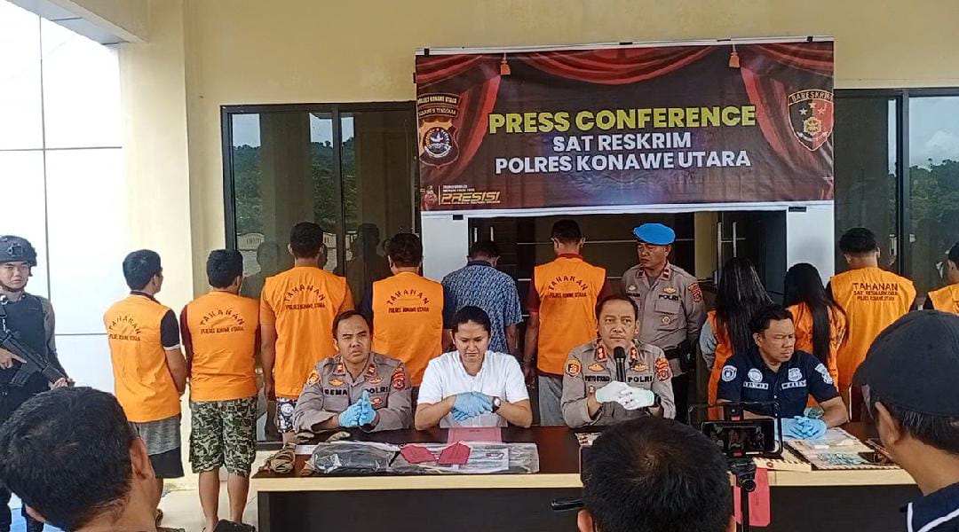 Satreskrim Polres Konawe Utara saat menggelar Konferensi Pers